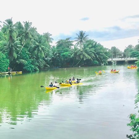River Beach View Хиккадува Экстерьер фото